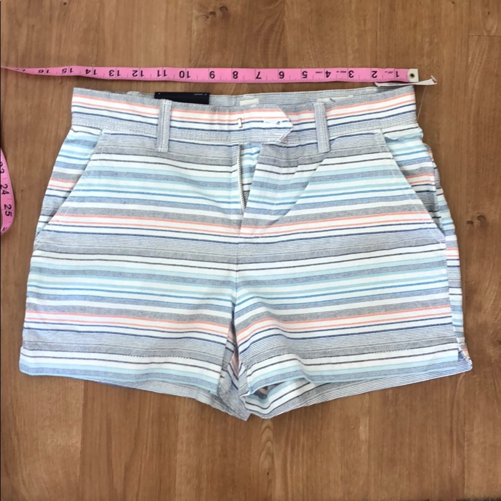 GAP shorts